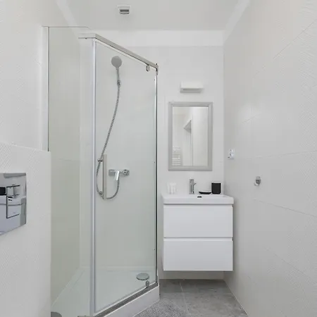 Comfortable Studio With Parking In By Renters Щецин